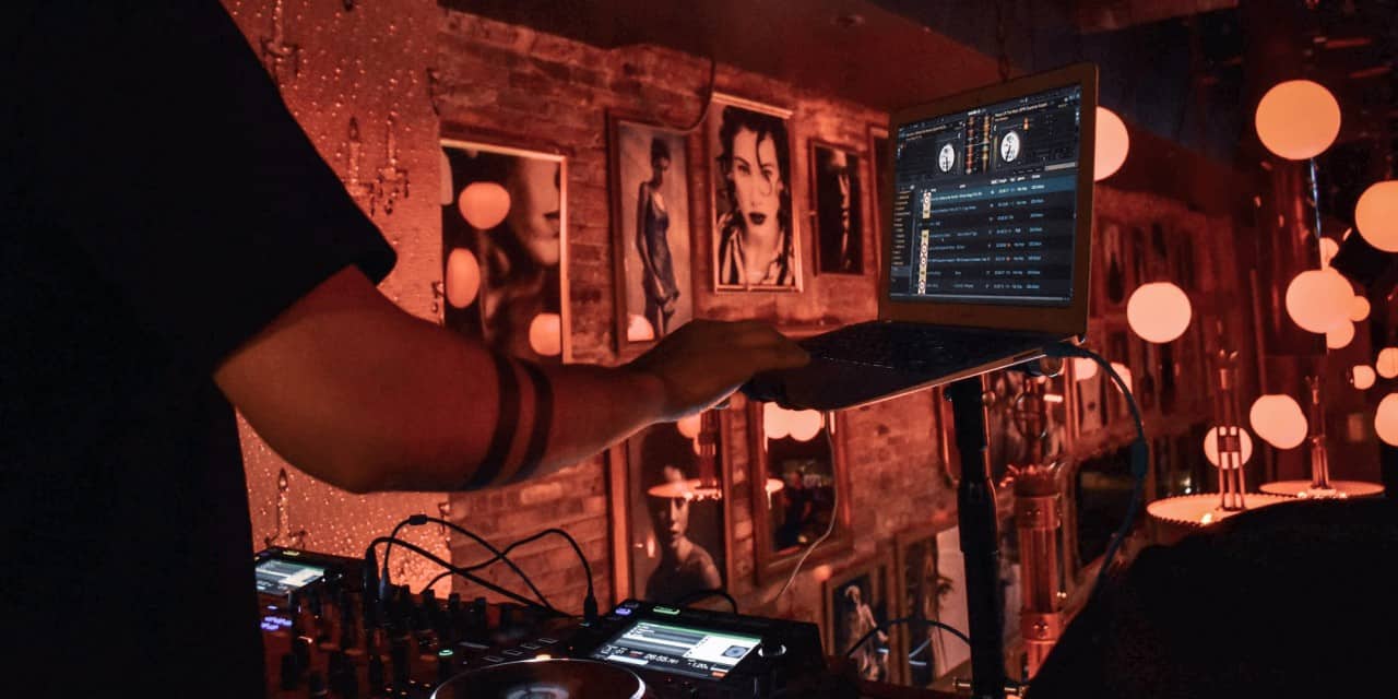 DJ Software 1 e1604244935311